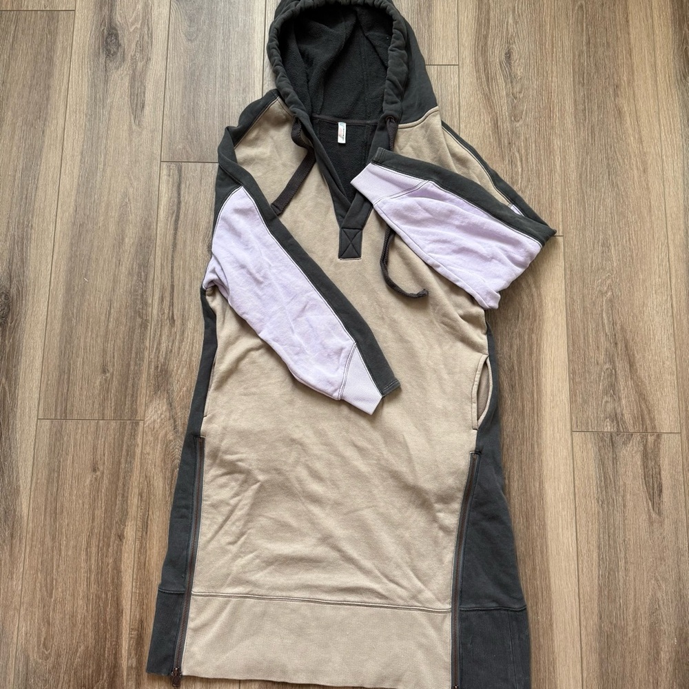 Free People movement spur of the moment Hoodie Dress size small - Picture 2 of 5